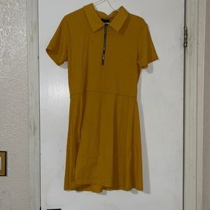 Yellow Colored Zip Short Sleeve Dress